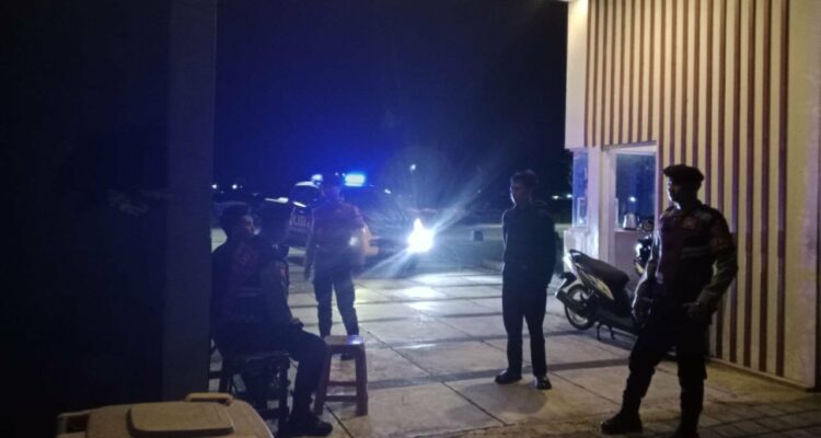 Polres Lombok Barat Intensifkan Patroli Blue Light di Bypass BIL I Gerung