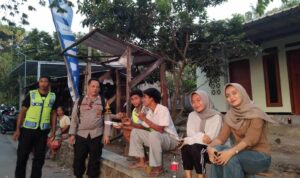 Polsek Batulayar Dorong Warga Batulayar Barat Manfaatkan Lahan Kosong untuk Ketahanan Pangan