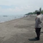 Antisipasi 3C, Polsek Lembar Gencarkan Patroli Wisata Pantai Cemare