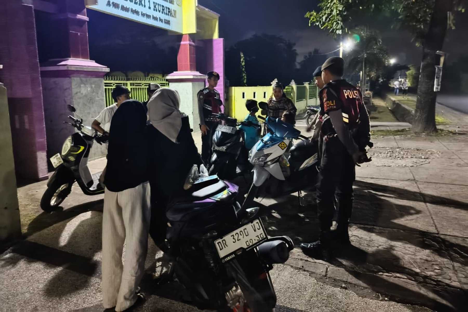 Ajak Warga Waspada, Polisi Lombok Barat Intensifkan Patroli Dialogis