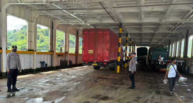 Pelabuhan Lembar Siaga Nataru: Keamanan Penyeberangan Lombok-Bali Diperketat